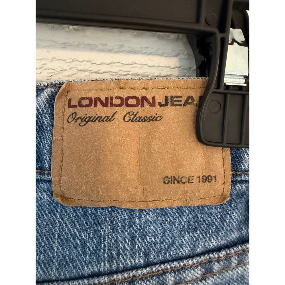 London Jean Light Wash Straight Leg Jeans Size 6 Classic Blue Denim - Picture 7 of 9
